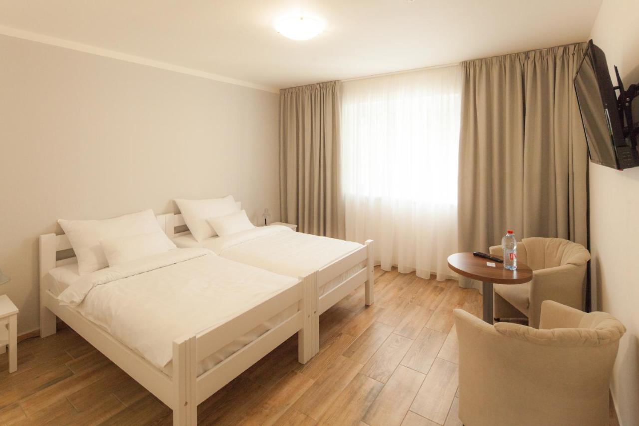 Golf Certovo Bremeno Hotel Jistebnice Bagian luar foto